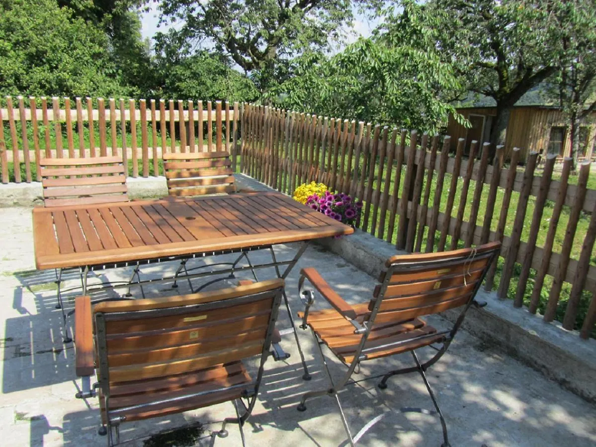 Bio Ferienhof Erzengel Berg  Németország